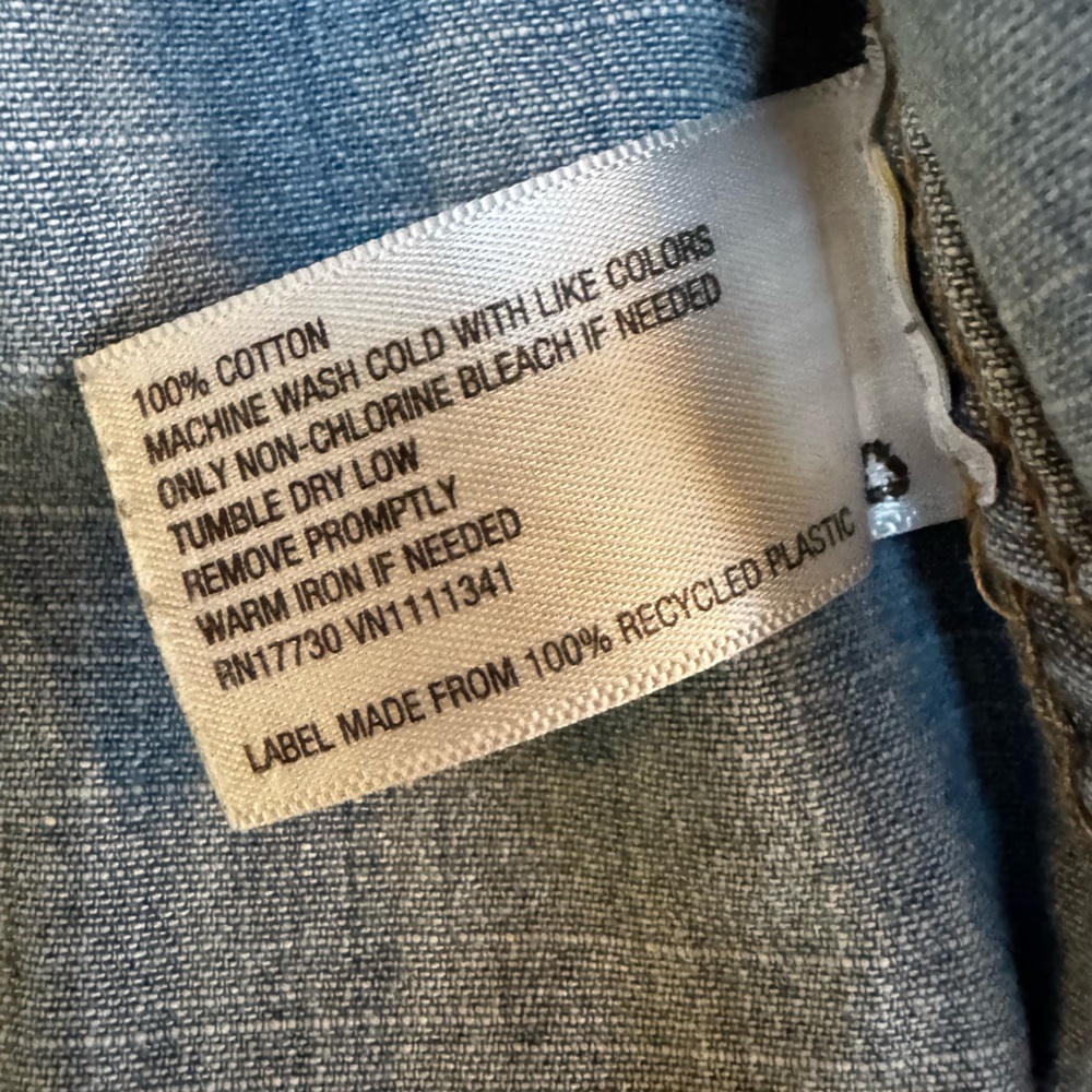 Mossimo Supplh Co. Button Jean Shirt, Size Small - Picture 5 of 5